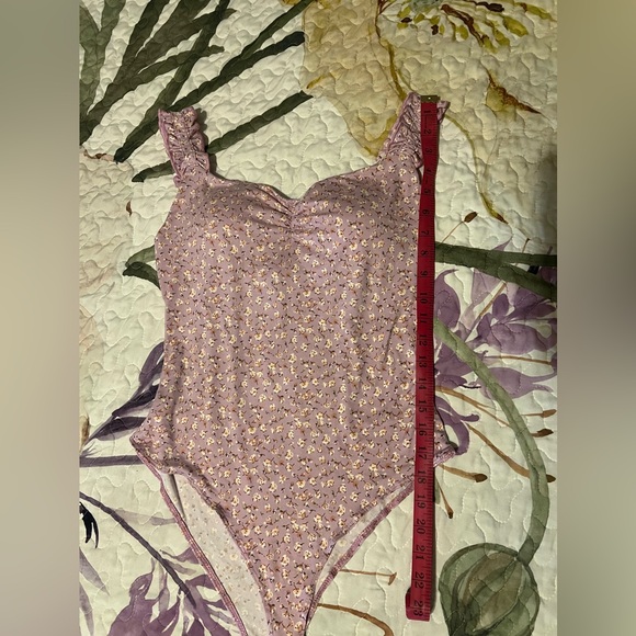 NEW LAVENDER FLORAL BODYSUIT - Picture 4 of 7